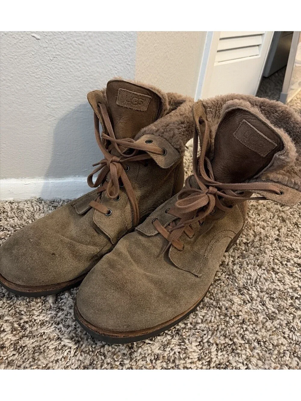 UGG MEN LEIGHTON Bomber Jacket Suede Shearling Lined Chestnut CHUKKA Boots US 13